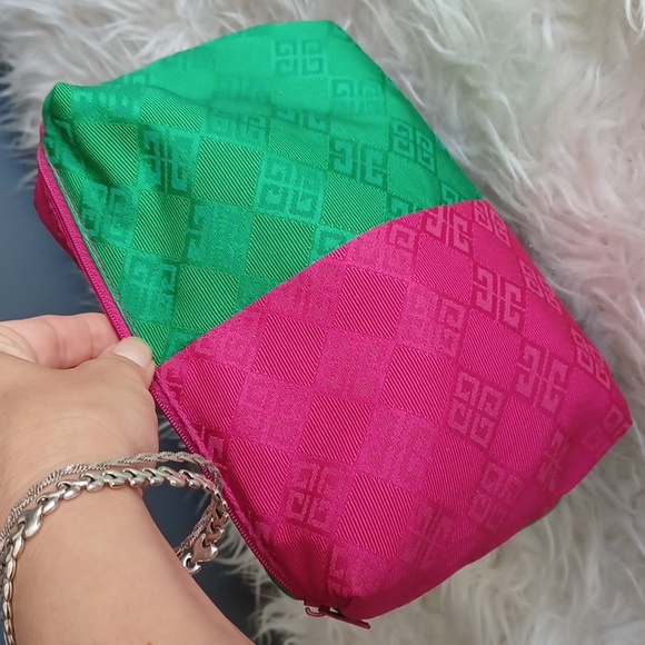 Givenchy vintage  cosmetic bag - Picture 12 of 12